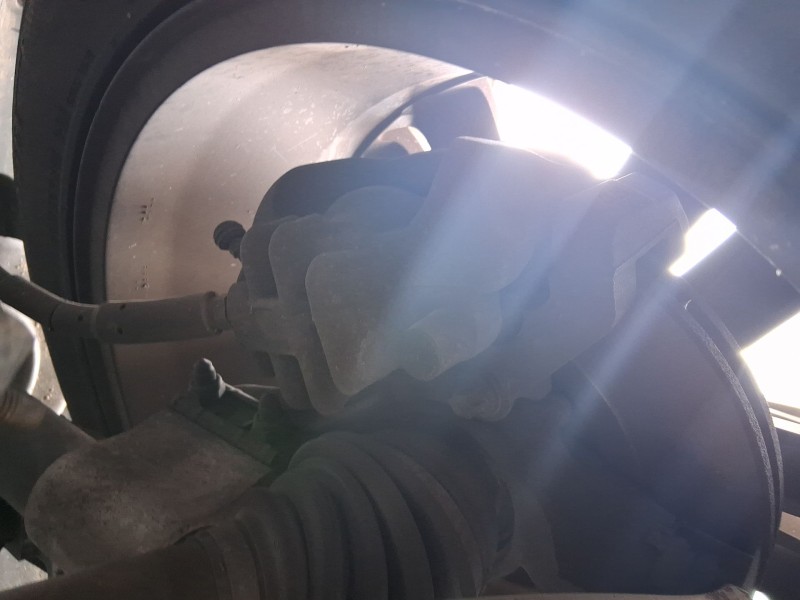 Recambio de pinza freno delantera izquierda para peugeot 5008 ii (mc_, mj_, mr_, m4_) 1.6 bluehdi 115 (mcbhxh, mcbhxw) referenci