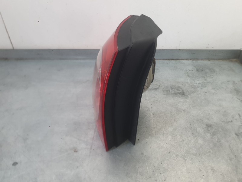 Recambio de piloto trasero izquierdo exterior para volkswagen golf v (1k1) 1.9 tdi referencia OEM IAM 1K6945095AA  