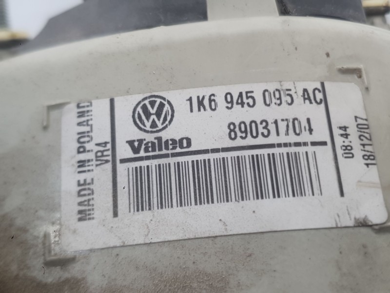 Recambio de piloto trasero izquierdo exterior para volkswagen golf v (1k1) 1.9 tdi referencia OEM IAM 1K6945095AA  