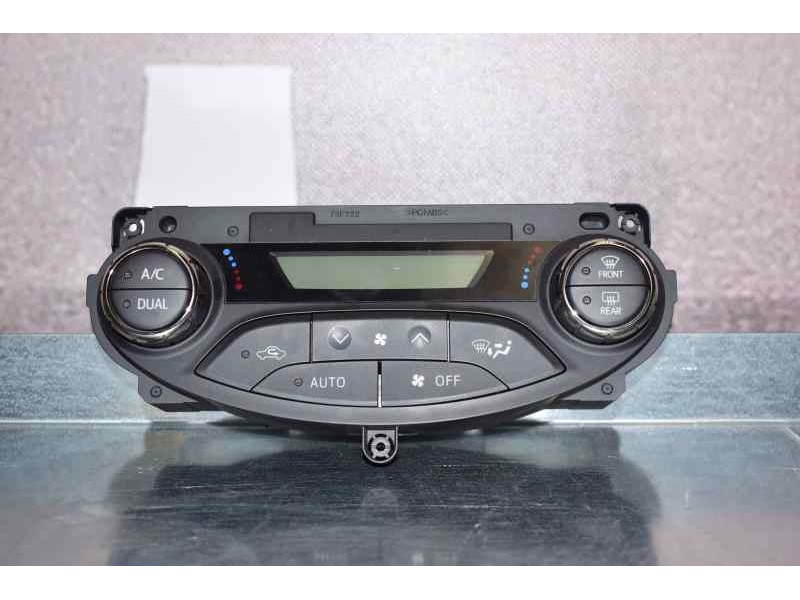 Recambio de mando climatizador para toyota yaris active referencia OEM IAM 8271160640 559000D330 
