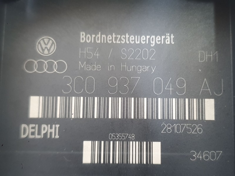 Recambio de caja reles / fusibles para volkswagen golf v (1k1) 1.9 tdi referencia OEM IAM 1K0937124K  