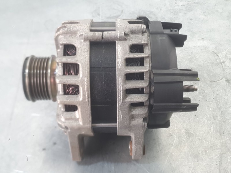 Recambio de alternador para dacia sandero ii (b8_) 1.5 blue dci 95 (b8jl) referencia OEM IAM 231003676R  