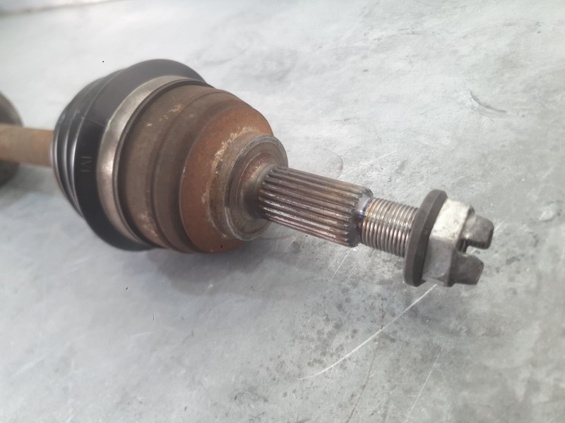 Recambio de transmision delantera derecha para dacia sandero ii (b8_) 1.5 blue dci 95 (b8jl) referencia OEM IAM 391006553R  