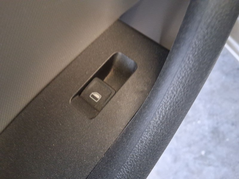 Recambio de mando elevalunas trasero izquierdo para seat toledo iv (kg3) 1.6 tdi referencia OEM IAM 6JA959855WHS  