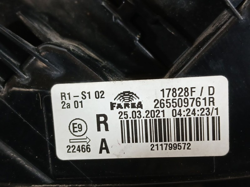 Recambio de piloto trasero derecho exterior para renault clio v (b7_) 1.0 sce 65 (b7mg) referencia OEM IAM 265509761R  