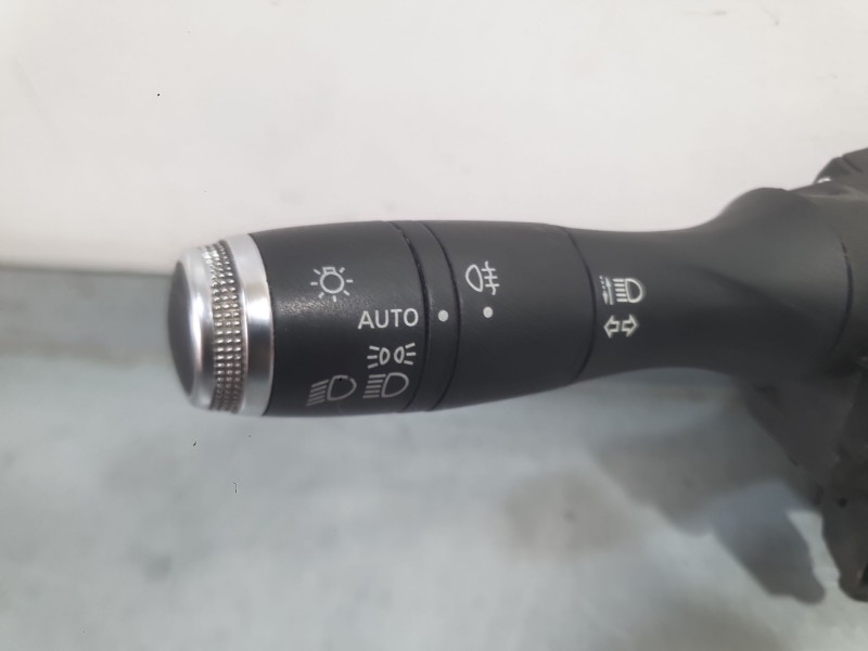 Recambio de mando luces y limpia para renault captur ii (hf_) blue dci 115 (hfad) referencia OEM IAM 255675601R  