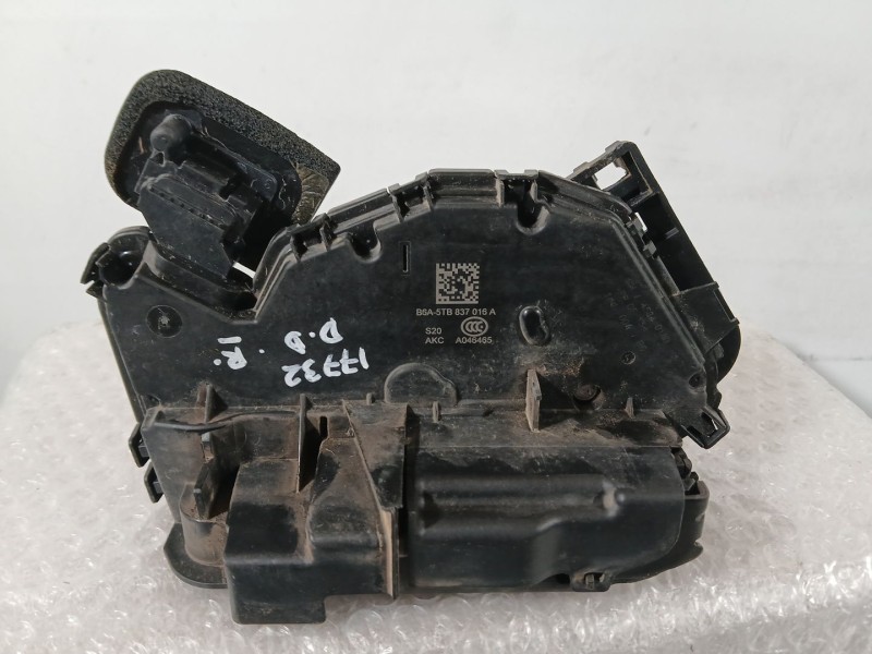 Recambio de cerradura puerta delantera derecha para seat arona (kj7, kjp) 1.0 tsi referencia OEM IAM 5TB837016A  
