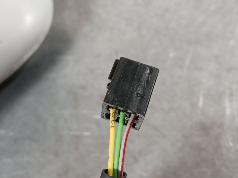 Recambio de retrovisor izquierdo para opel corsa e (x15) 1.4 (08, 68) referencia OEM IAM 13203386 ELECTRICO 3 CABLES ROZADO 