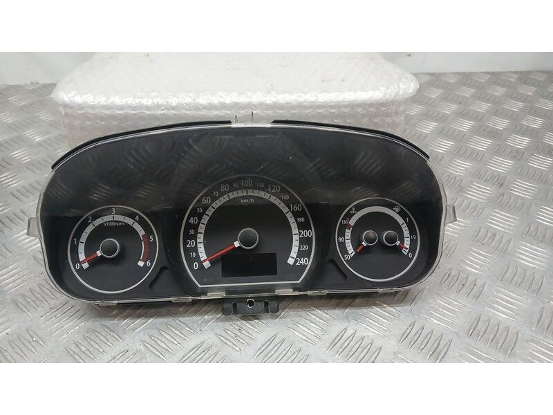 Recambio de cuadro instrumentos para kia cee´d active referencia OEM IAM 940241H151  