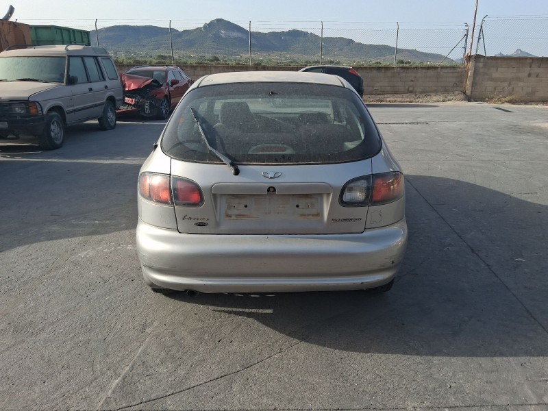 daewoo lanos (klat) del año 2001