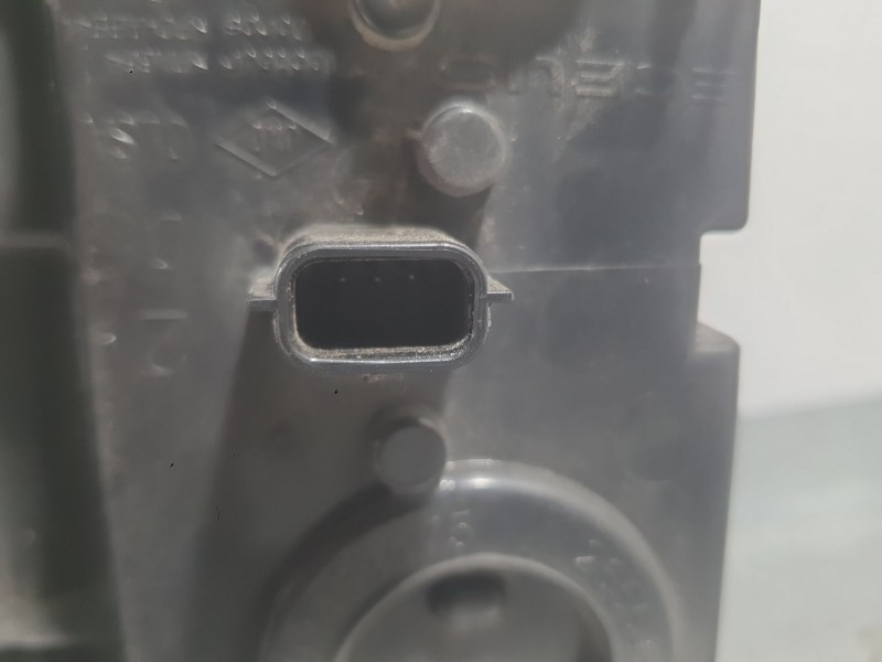 Recambio de piloto trasero derecho paragolpes para renault trafic iii autobús (jg_) 1.6 dci 120 (jgmb) referencia OEM IAM 265548