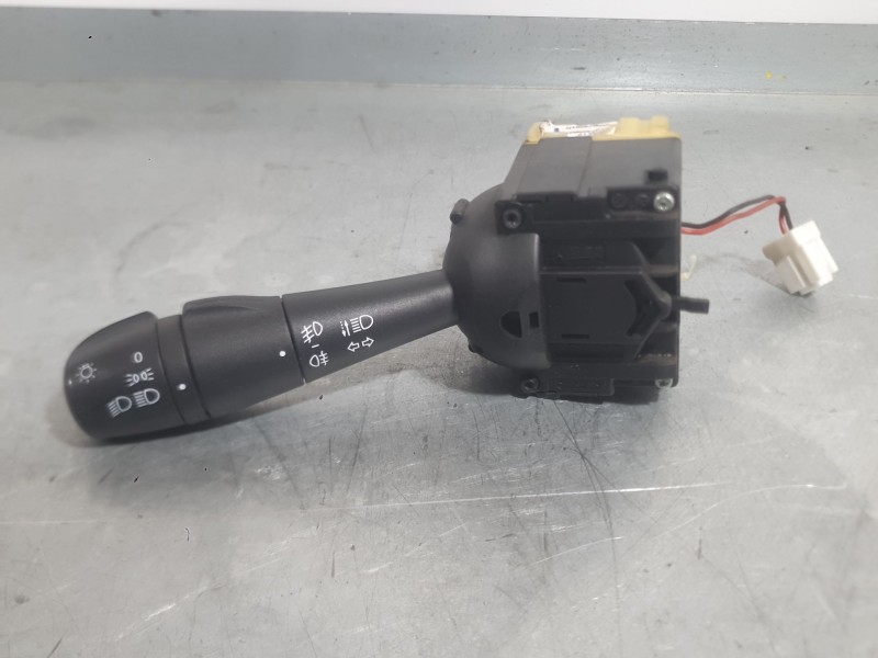 Recambio de mando intermitentes para renault trafic iii autobús (jg_) 1.6 dci 120 (jgmb) referencia OEM IAM 255408783R  25260546