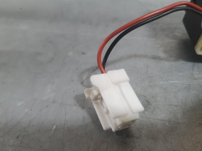 Recambio de mando intermitentes para renault trafic iii autobús (jg_) 1.6 dci 120 (jgmb) referencia OEM IAM 255408783R  25260546
