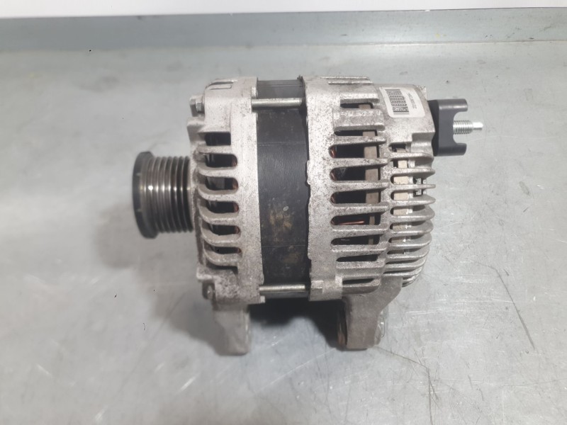 Recambio de alternador para renault trafic iii autobús (jg_) 1.6 dci 120 (jgmb) referencia OEM IAM 231006729R  