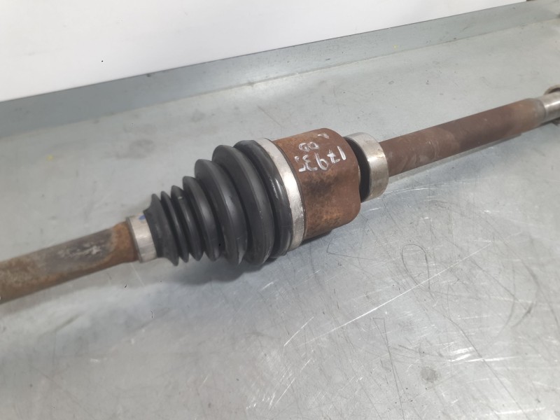 Recambio de transmision delantera derecha para renault trafic iii autobús (jg_) 1.6 dci 120 (jgmb) referencia OEM IAM 391005751R