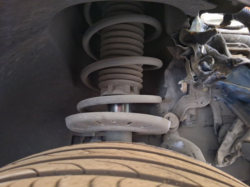 Recambio de amortiguador delantero derecho para peugeot 308 ii (lb_, lp_, lw_, lh_, l3_) 1.6 gt 205 referencia OEM IAM 162856538
