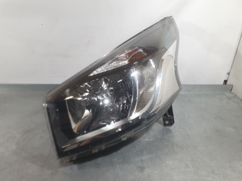 Recambio de faro izquierdo para renault trafic iii autobús (jg_) 1.6 dci 120 (jgmb) referencia OEM IAM 260600500R  