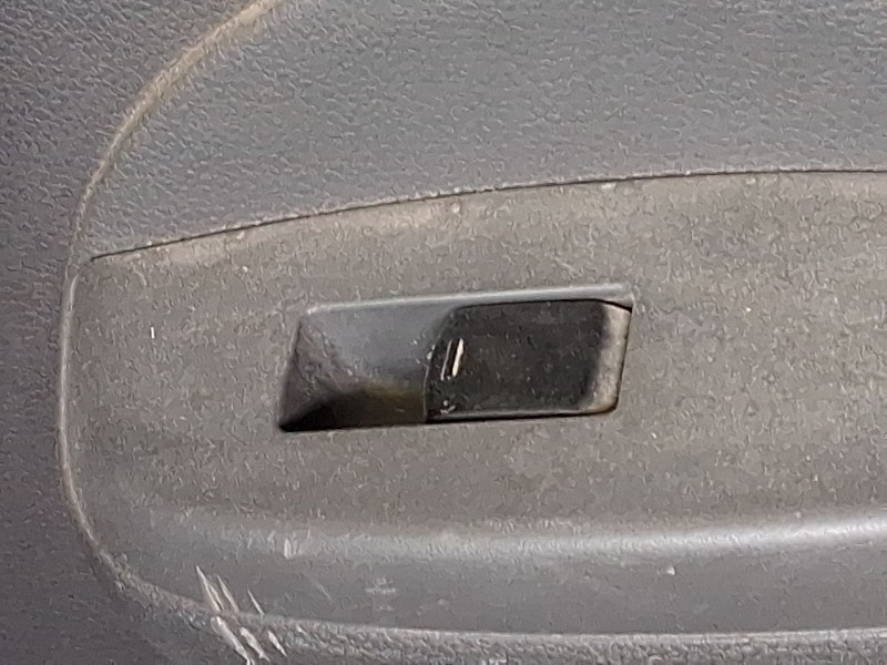 Recambio de mando elevalunas delantero derecho para nissan nv200 furgoneta 1.5 dci 110 (m20, m20m) referencia OEM IAM   