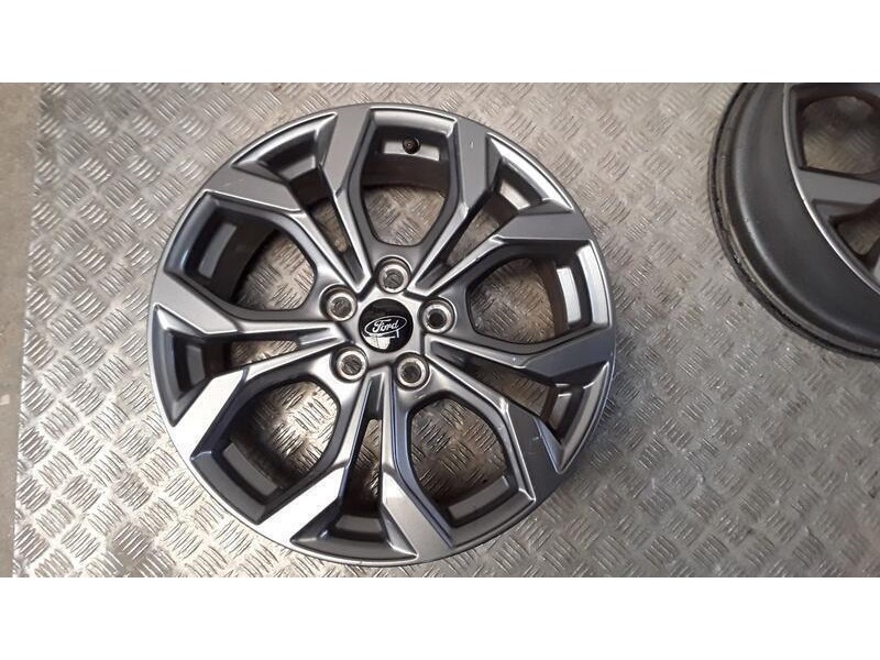 Recambio de juego llantas aluminio para ford focus iv (hn) 1.0 ecoboost referencia OEM IAM 7X17 5 TORN ET50 ALUMINIO ROZADAS ROZ