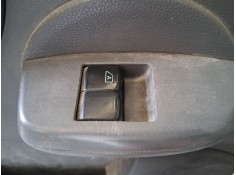 MANDO ELEVALUNAS DELANTERO IZQUIERDO 