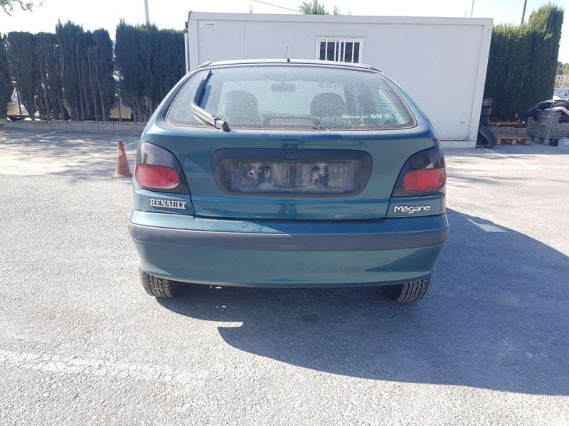 renault megane i berlina hatchback (ba0) del año 1997