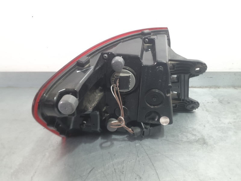 Recambio de piloto trasero derecho exterior para skoda fabia iv (pj3) 1.0 tsi referencia OEM IAM 6VE945112 6VE945208 