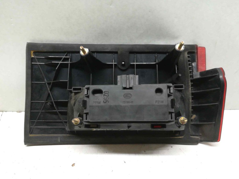 Recambio de piloto trasero derecho para seat toledo (1l) referencia OEM IAM 1L0945094AF  INTERIOR