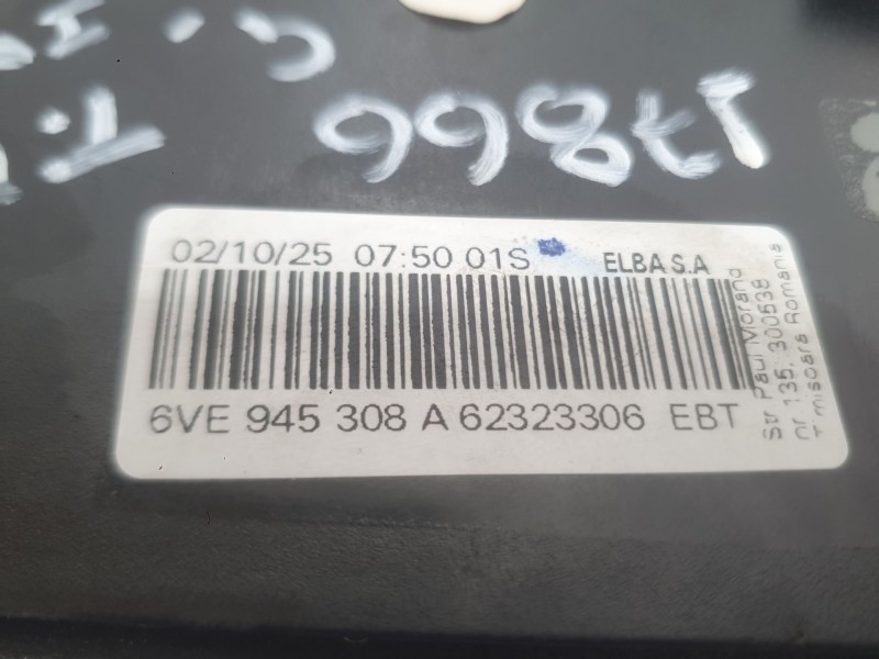 Recambio de piloto trasero derecho interior para skoda fabia iv (pj3) 1.0 tsi referencia OEM IAM 6VE945308A  