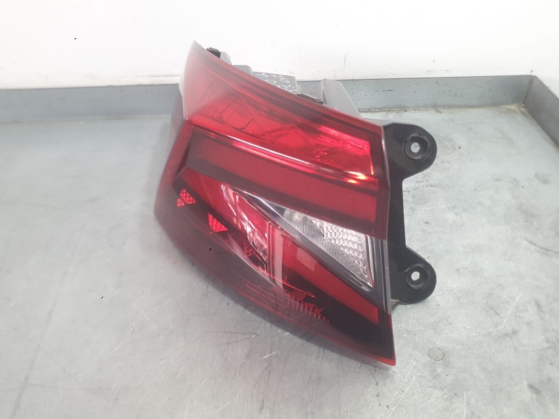 Recambio de piloto trasero izquierdo exterior para skoda fabia iv (pj3) 1.0 tsi referencia OEM IAM 6VE945207 6VE945111 