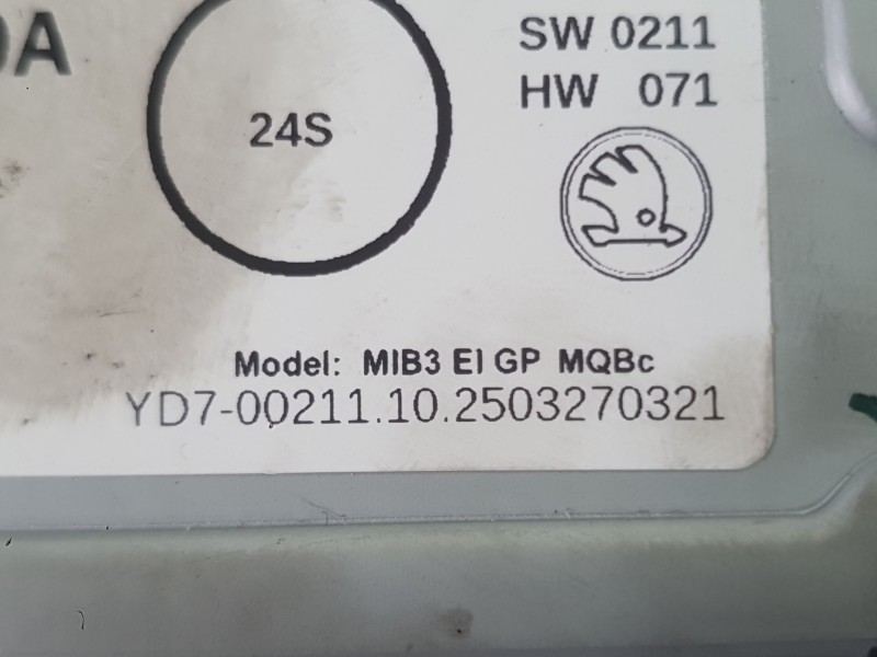 Recambio de sistema navegacion gps para skoda fabia iv (pj3) 1.0 tsi referencia OEM IAM 654035869HIZY  