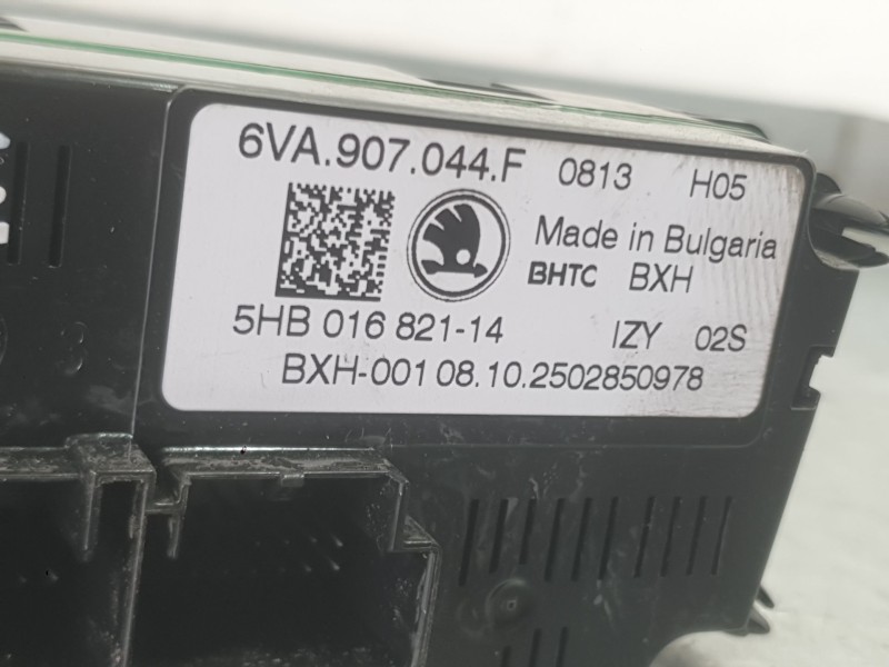 Recambio de mando climatizador para skoda fabia iv (pj3) 1.0 tsi referencia OEM IAM   