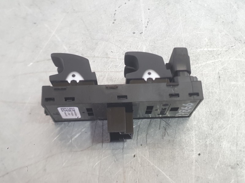 Recambio de mando elevalunas delantero izquierdo para skoda fabia iv (pj3) 1.0 tsi referencia OEM IAM 5G0959857DWHS  