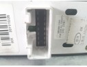 Recambio de mando elevalunas delantero izquierdo para hyundai i40 i (vf) 1.7 crdi referencia OEM IAM 935713Z000 C/MANDO RETROVIS