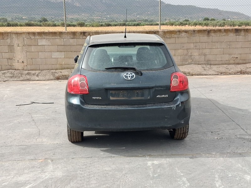 toyota auris (_e15_) del año 2007