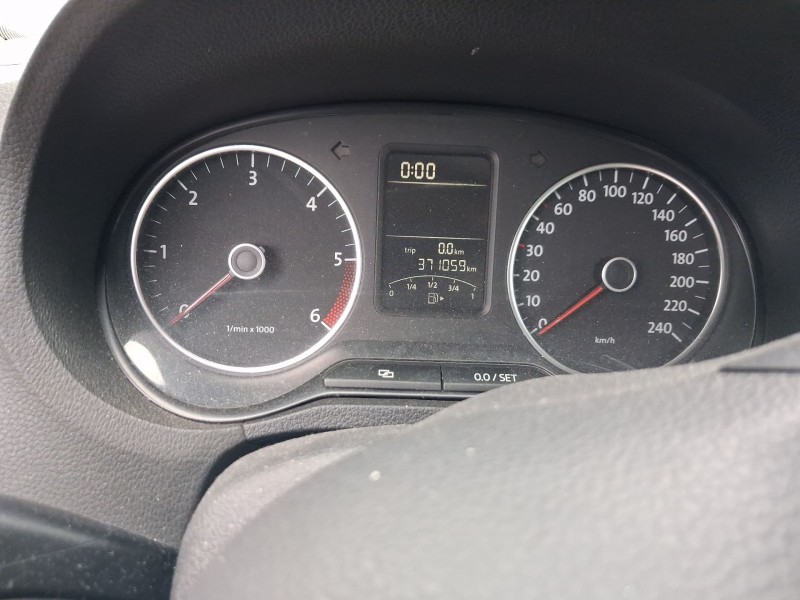 volkswagen polo v (6r1, 6c1) del año 2010