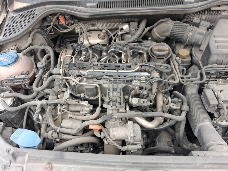 Recambio de motor completo para volkswagen polo v (6r1, 6c1) 1.6 tdi referencia OEM IAM CAYB 03L100090Q 