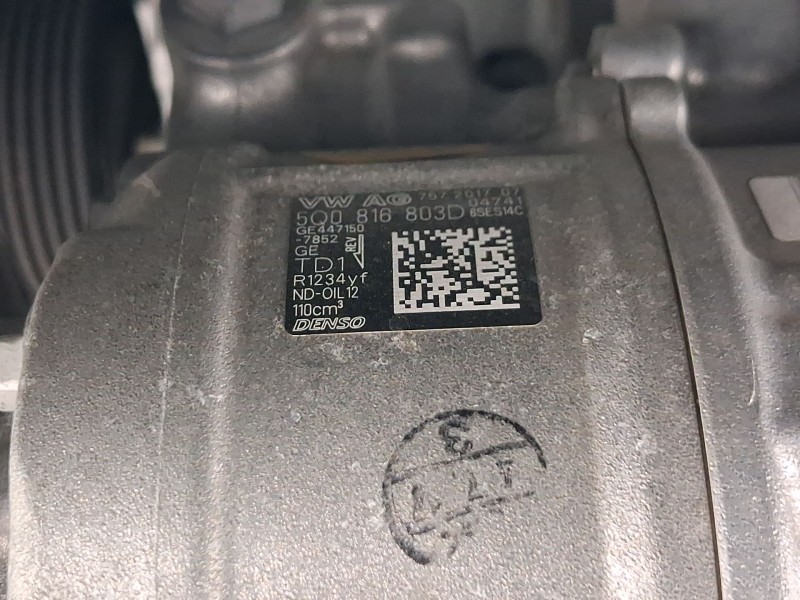Recambio de compresor aire acondicionado para volkswagen golf vii (5g1, bq1, be1, be2) 1.0 tsi referencia OEM IAM 5Q0816803D  