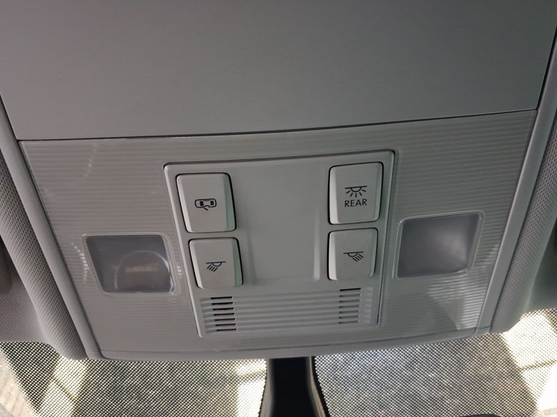 Recambio de luz interior para volkswagen golf vii (5g1, bq1, be1, be2) 1.0 tsi referencia OEM IAM 5TA947105HFKZ  