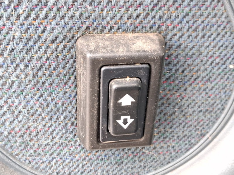 Recambio de mando elevalunas trasero izquierdo para land rover discovery i (lj) 2.5 tdi 4x4 referencia OEM IAM   
