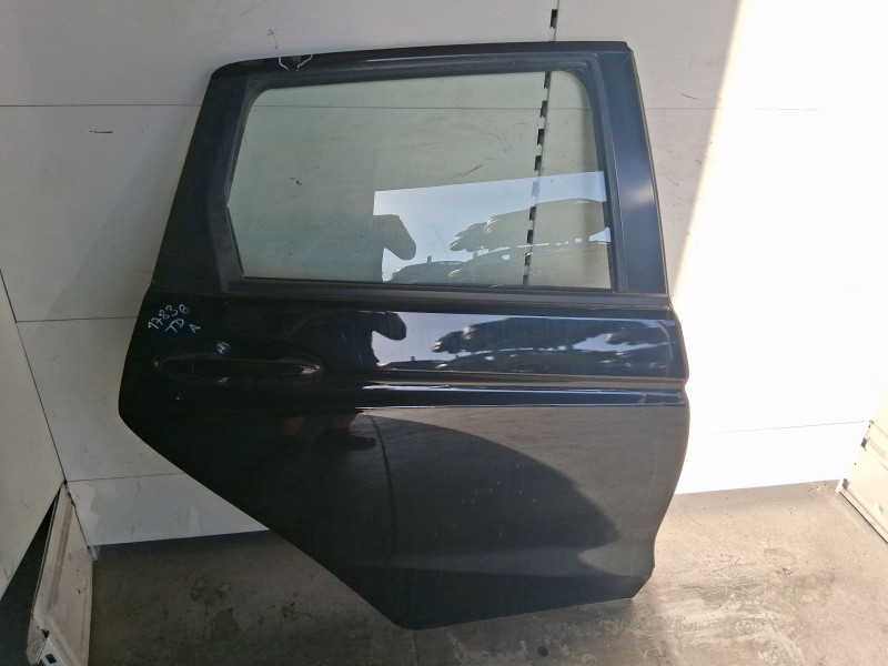 Recambio de puerta trasera derecha para honda jazz iv (gk_) 1.3 referencia OEM IAM 67510TARE10ZZ TOCADA 
