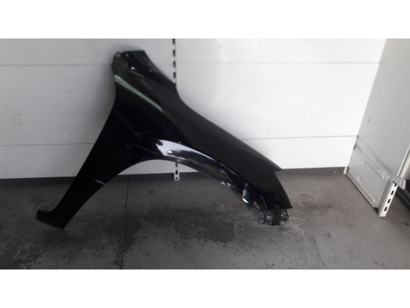 Recambio de aleta delantera derecha para toyota rav 4 iii (_a3_) 2.0 (zsa35_) referencia OEM IAM 5381142310 TOCADA 