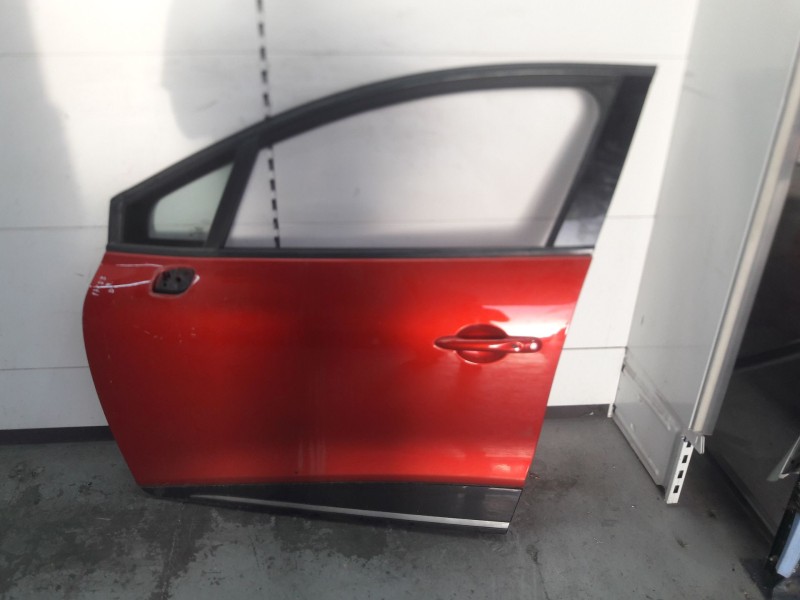 Recambio de puerta delantera izquierda para renault clio iv (bh_) 1.5 dci 90 referencia OEM IAM 801017896R  
