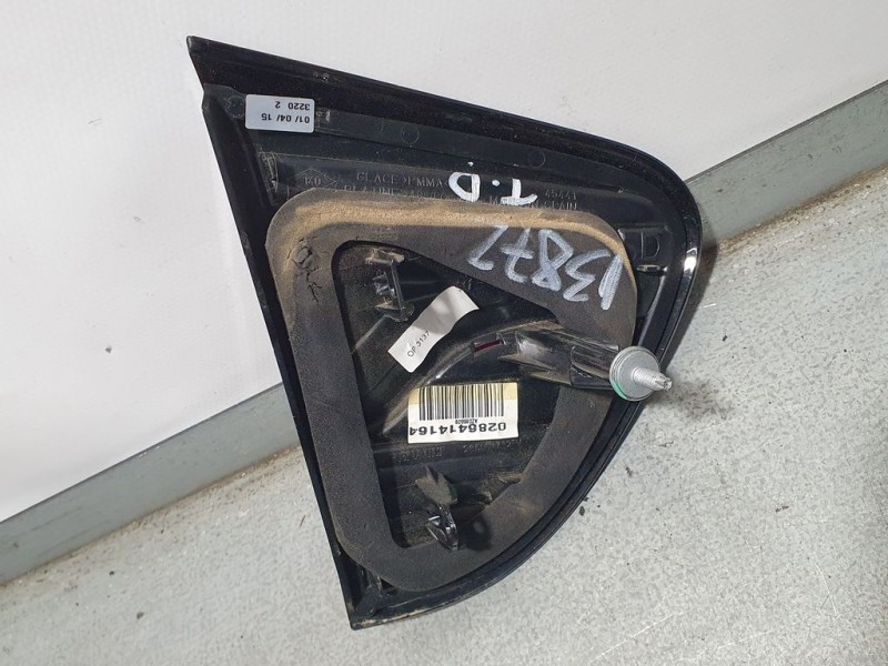 Recambio de piloto trasero derecho para renault captur expression referencia OEM IAM 265501712R  INTERIOR/REFLECTANTE