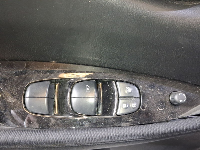 Recambio de mando elevalunas delantero izquierdo para nissan leaf (ze1) electric referencia OEM IAM 254015SH0A C/MANDO RETROVISO