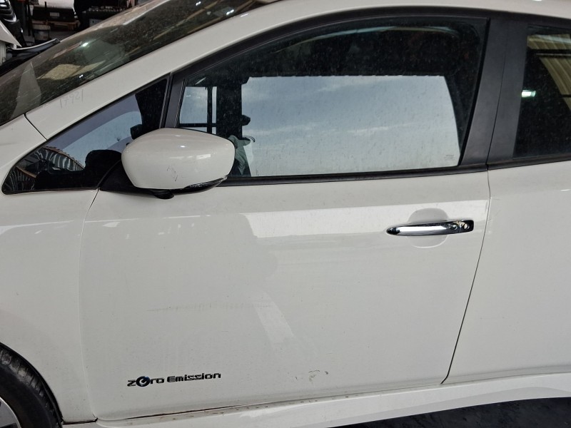 Recambio de puerta delantera izquierda para nissan leaf (ze1) electric referencia OEM IAM H0A0A5SLBA  