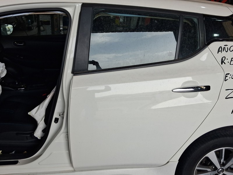 Recambio de puerta trasera izquierda para nissan leaf (ze1) electric referencia OEM IAM H2A0A5SLAB  