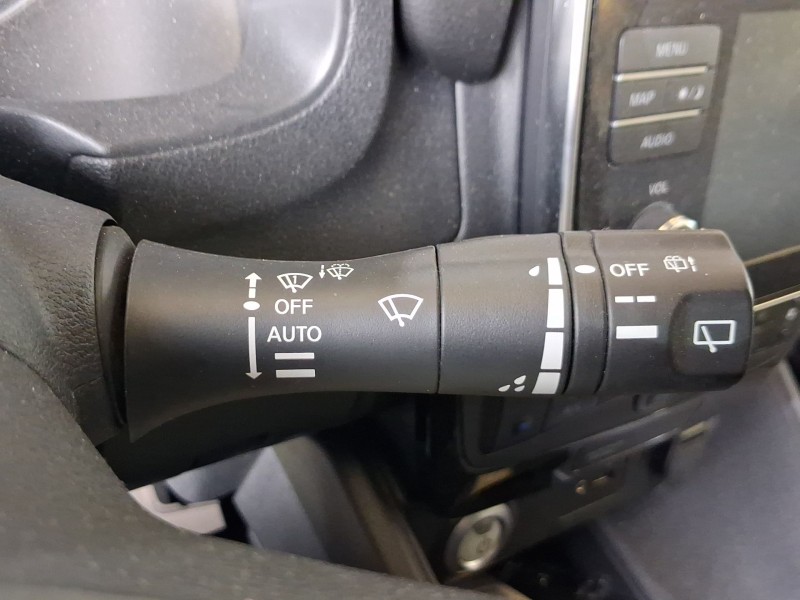 Recambio de mando luces y limpia para nissan leaf (ze1) electric referencia OEM IAM 255605SH0B  