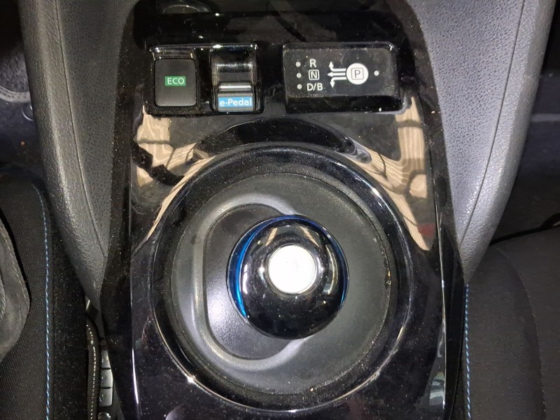 Recambio de palanca cambio para nissan leaf (ze1) electric referencia OEM IAM 349015SH0A  