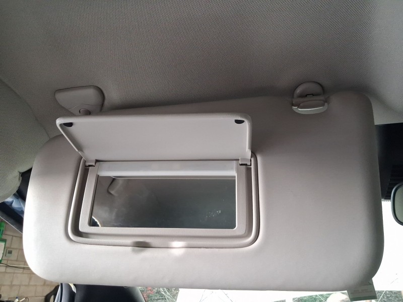 Recambio de parasol izquierdo para nissan leaf (ze1) electric referencia OEM IAM   