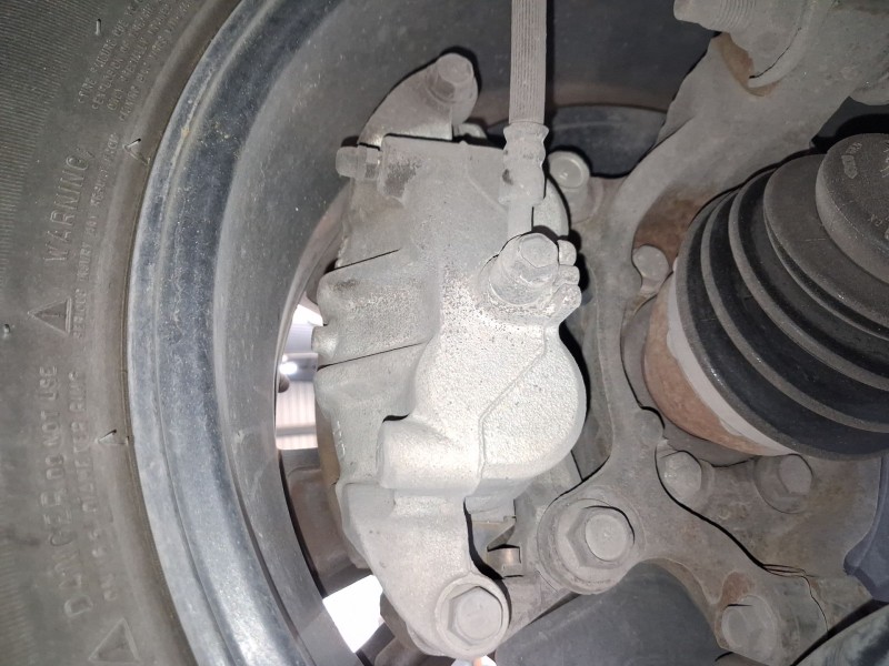 Recambio de pinza freno delantera derecha para nissan leaf (ze1) electric referencia OEM IAM 410015TA0A  